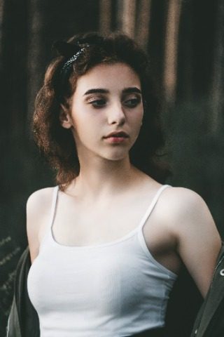 https://unsplash.com/photos/paBzWCPN23k